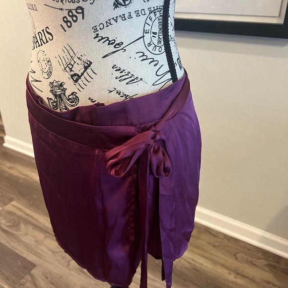 Free people satin Mini wrap skirt size large - Picture 3 of 3